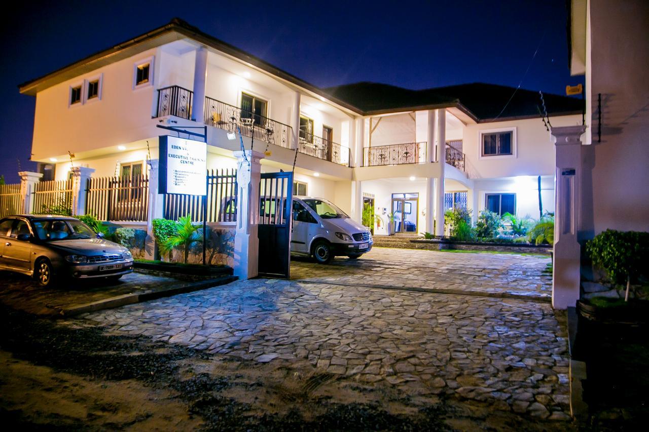 Eden Vale Hotel Ajiringano Exterior foto